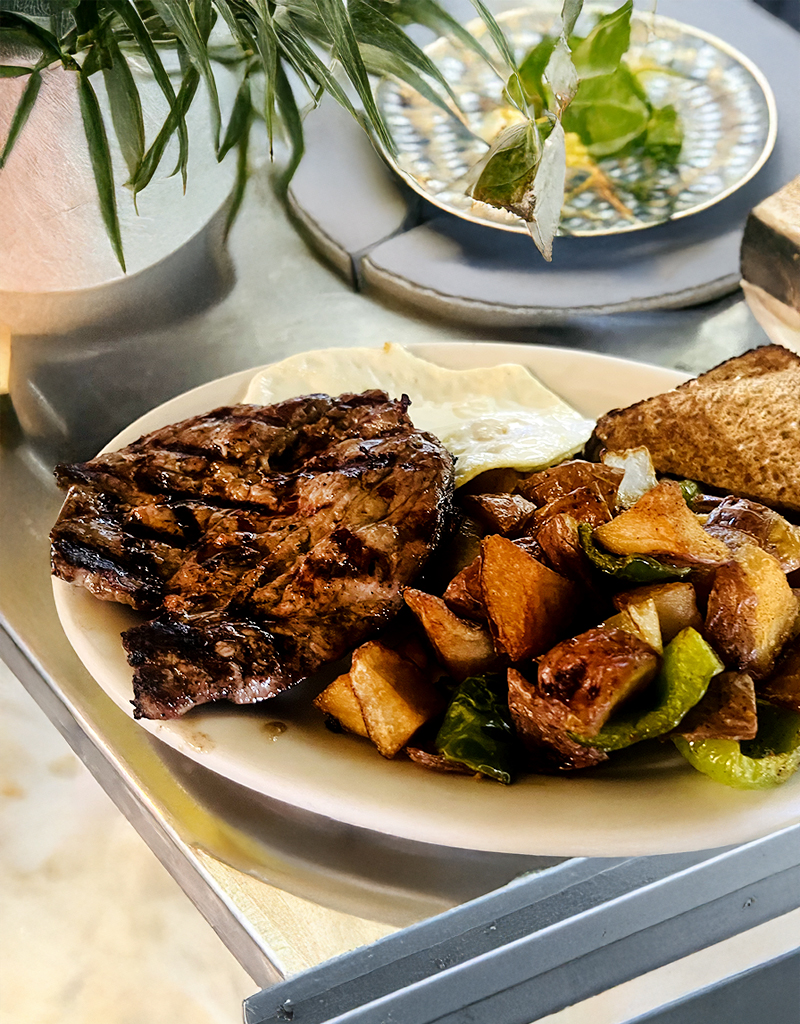 STEAK & EGGS
